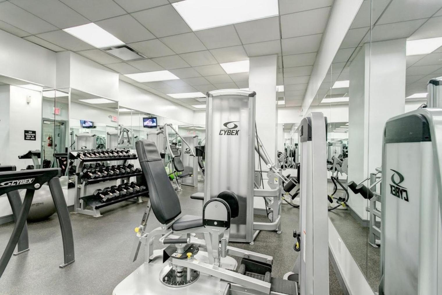 Midtown 1br W Gym Doorman Nr Grand Nyc-745 Apartamento *