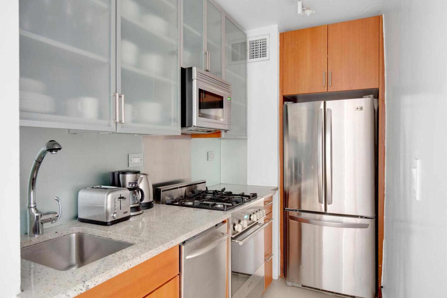 Midtown 1br W Gym Doorman Nr Grand Nyc-745 Apartamento *